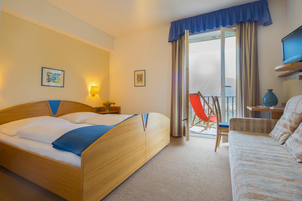 Hotel Rentschnerhof Bolzano Ruang foto