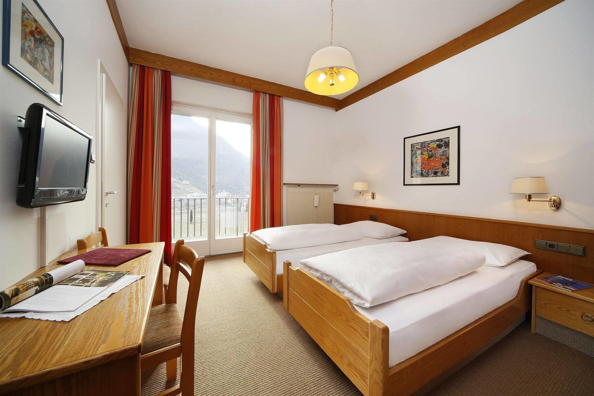 Hotel Rentschnerhof Bolzano Bagian luar foto